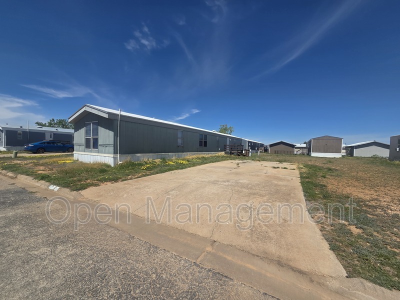 San Angelo House: 3300 Voight Blvd