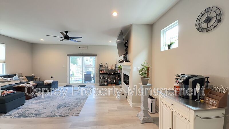 Modern 4-Bedroom Virginia Beach Home Near Town Center! - Photo 10