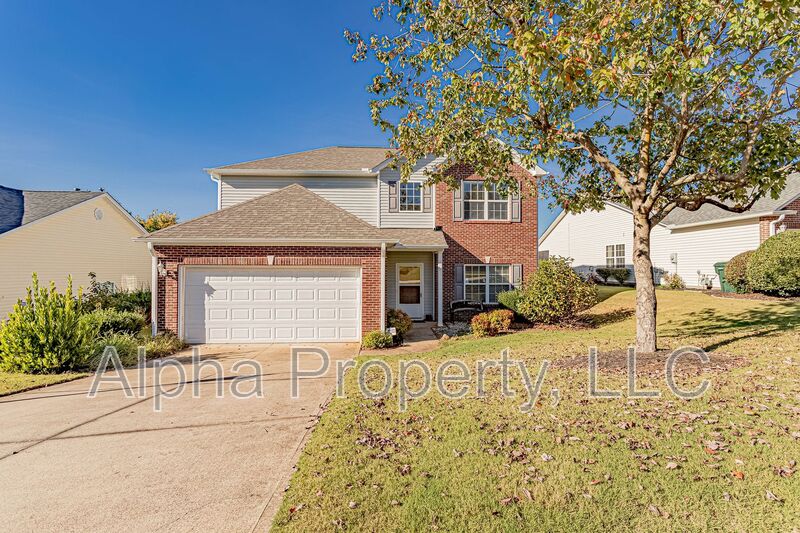 Taylors House: 8 Reid Valley Ct