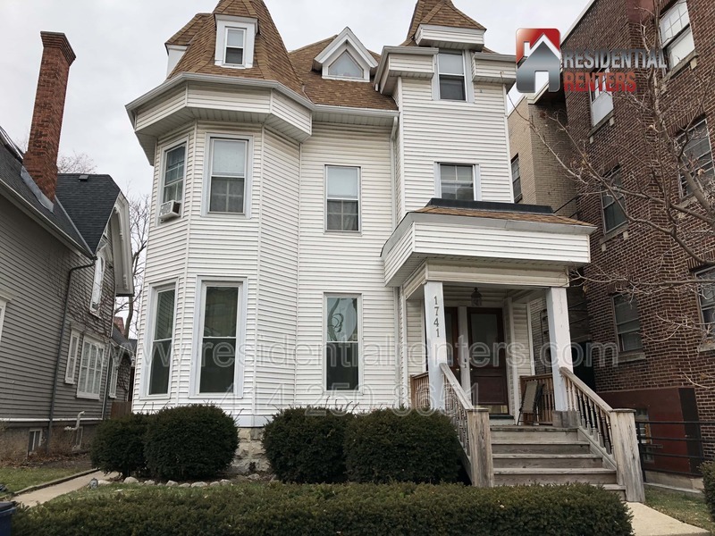 request-a-viewing-for-1741-n-farwell-ave-2-tenant-turner