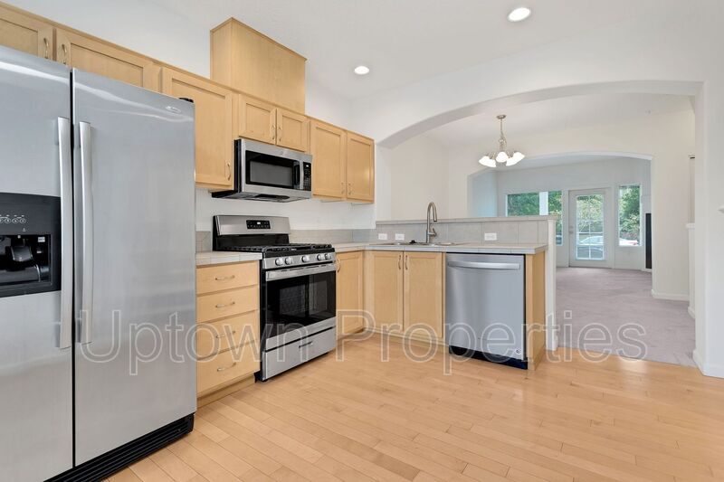 Beaverton House: 15411 SW Mallard Drive Ste 102