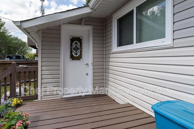 Edmonton Condo: 14723 87 Avenue Northwest