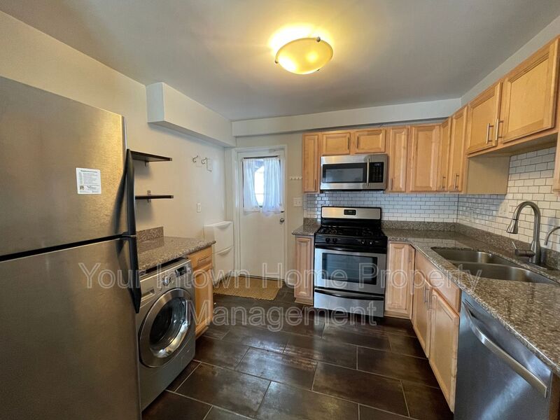 Atlanta Condo: 1355 Euclid Ave. NE