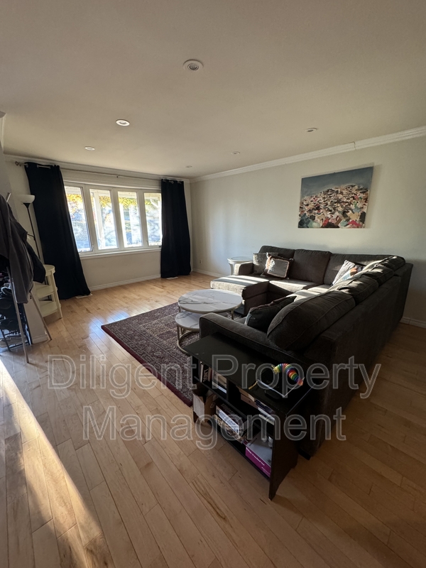 Peterborough House: 1326 Hopewell Ave