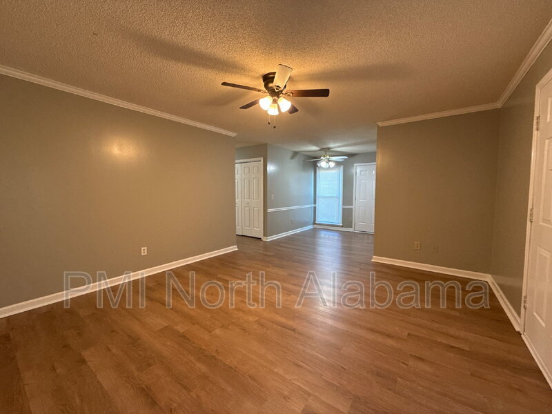 Huntsville Condo: 1509 Barrington Road Northwest