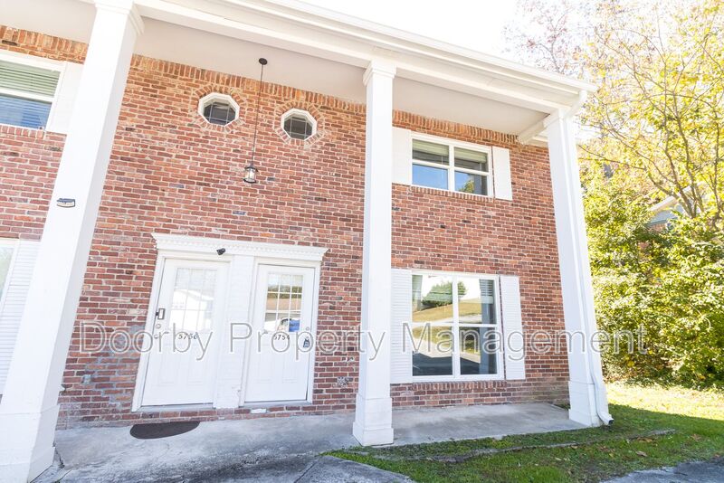 Hixson Condo: 5754 Taggart Dr