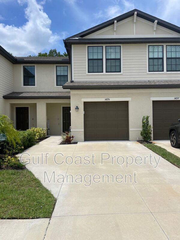 Fort Myers House: 14195 Oviedo Place