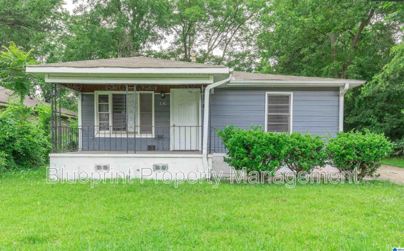 Irondale House: 2242 3rd Avenue S