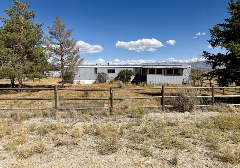Spring Creek House: 292 Edgewater Court