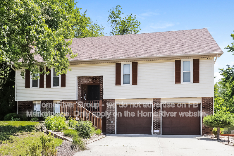 Kansas City House: 8009 N Congress Ave