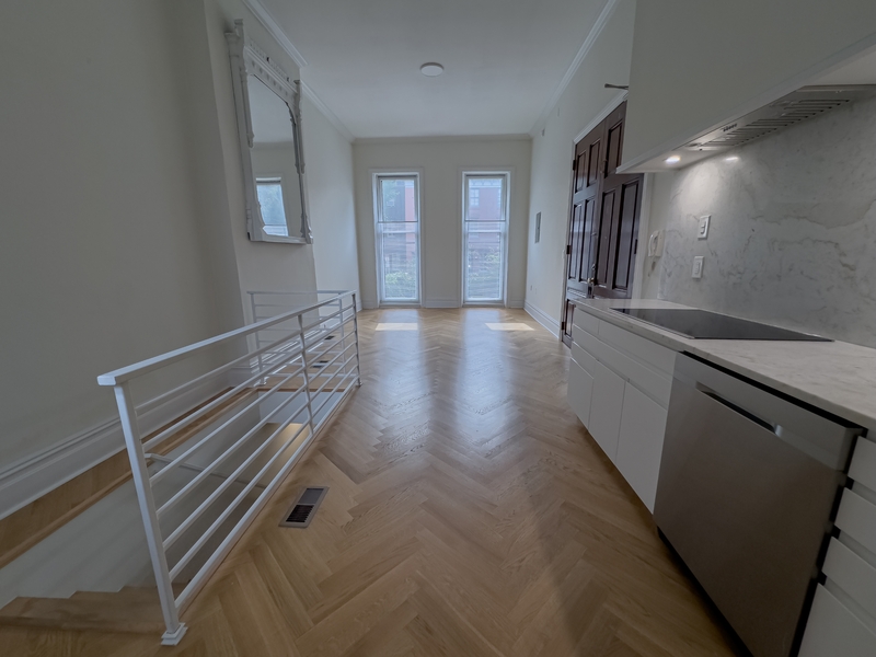 Philadelphia Condo: 2105 Green Street - 1F