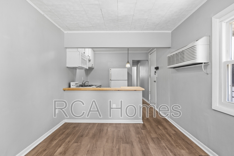 Indianapolis Condo: 906 Laurel St, Unit 2