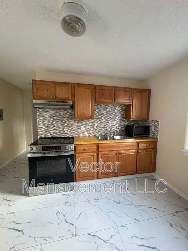 New Haven Condo: 1400 Ella T Grasso Boulevard - A