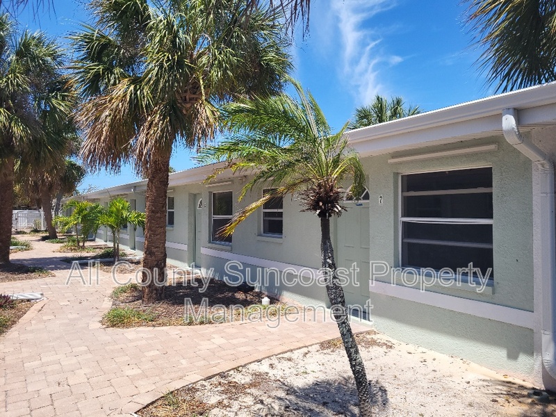 St. Pete Beach Condo: 9030 Blind Pass Rd