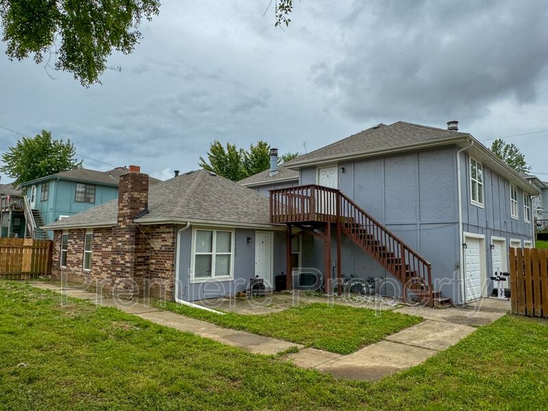 Parkville Condo: 11103 NW Player Dr