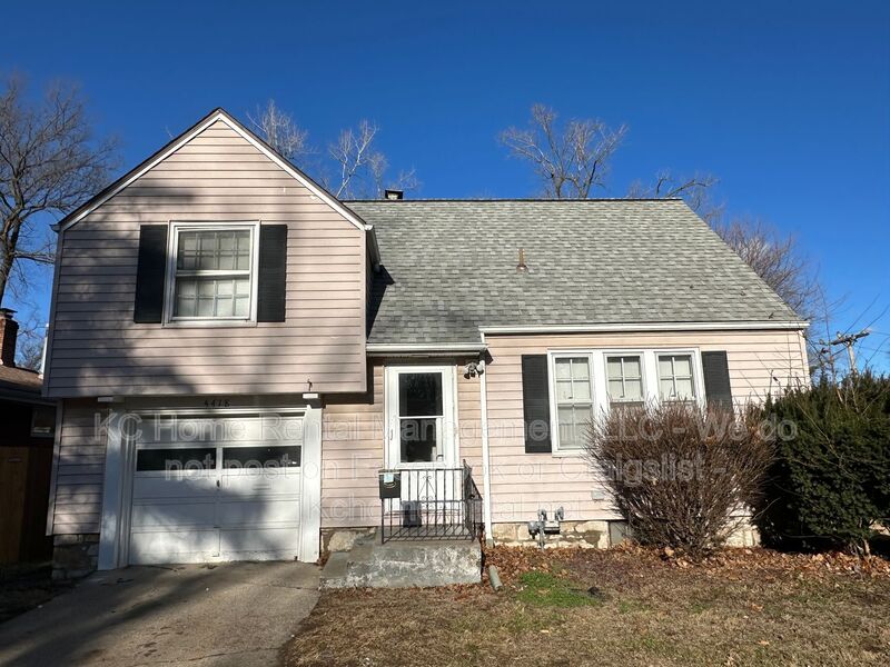 Kansas City House: 4418 Sunrise Dr