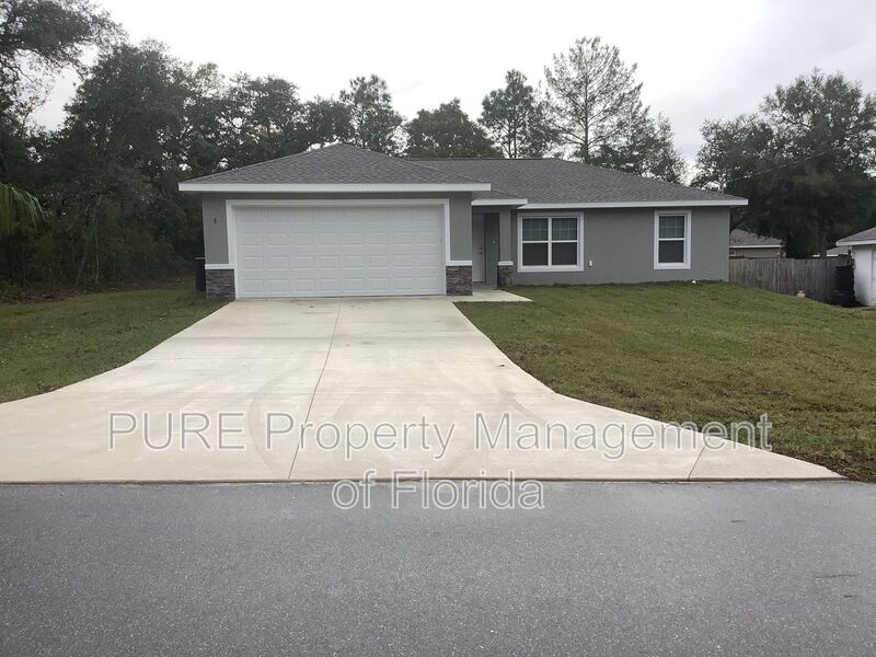 Ocala House: 8 Locust Loop Run
