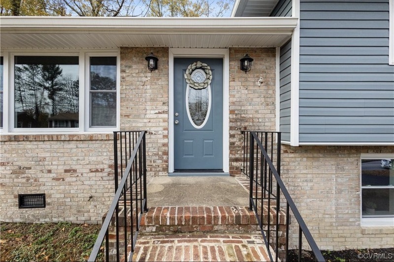 Colonial heights House: 1224 W Roslyn Rd