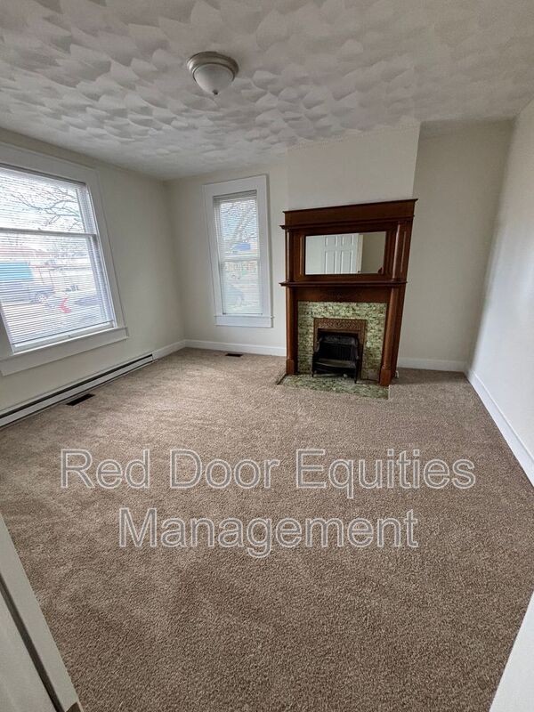 Lancaster House: 522 N High Street