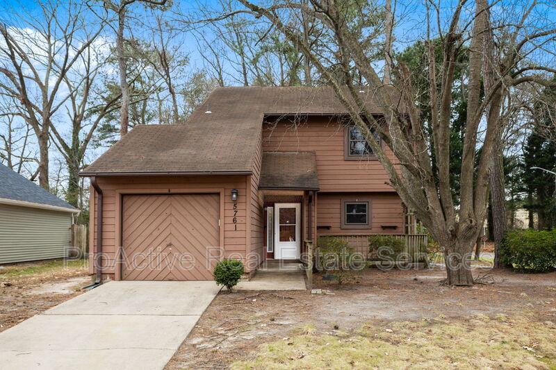 Virginia Beach House: 5761 Luck Lane