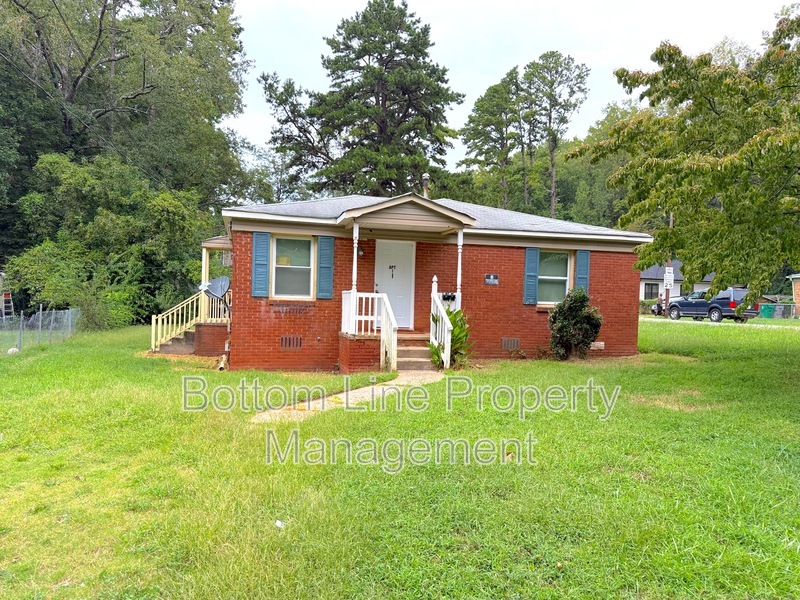 Charlotte Condo: 2728 Remington St