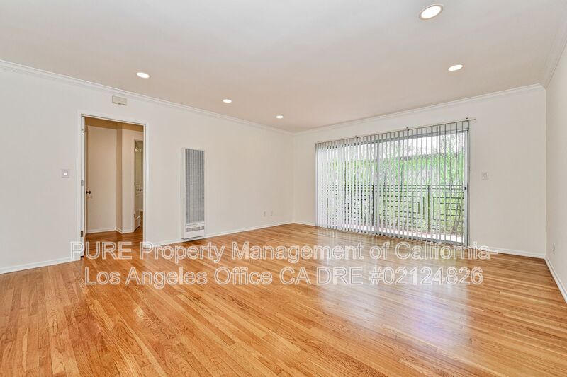 Santa Monica House: 1527 Harvard St