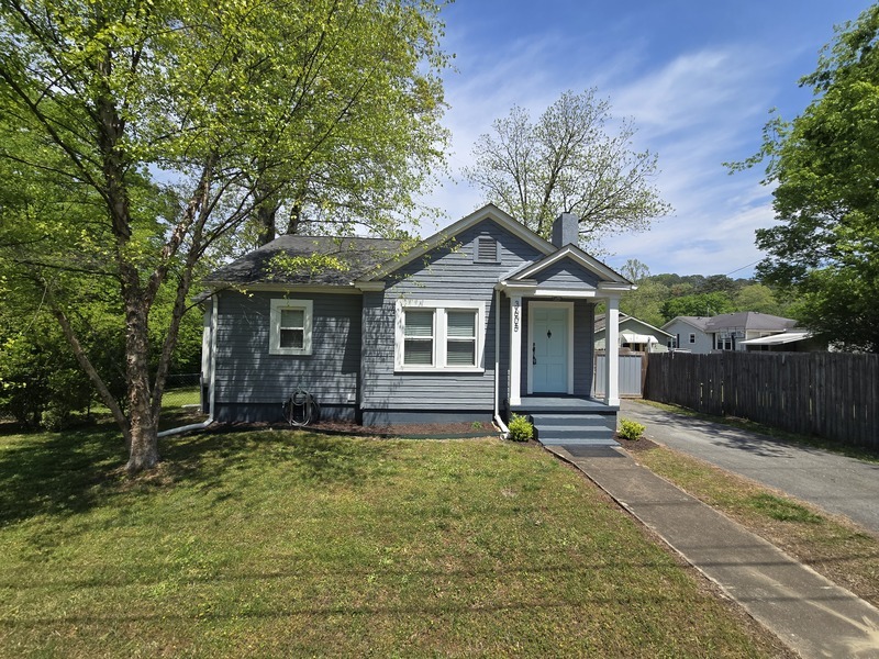 Chattanooga House: 3605 Navajo Drive