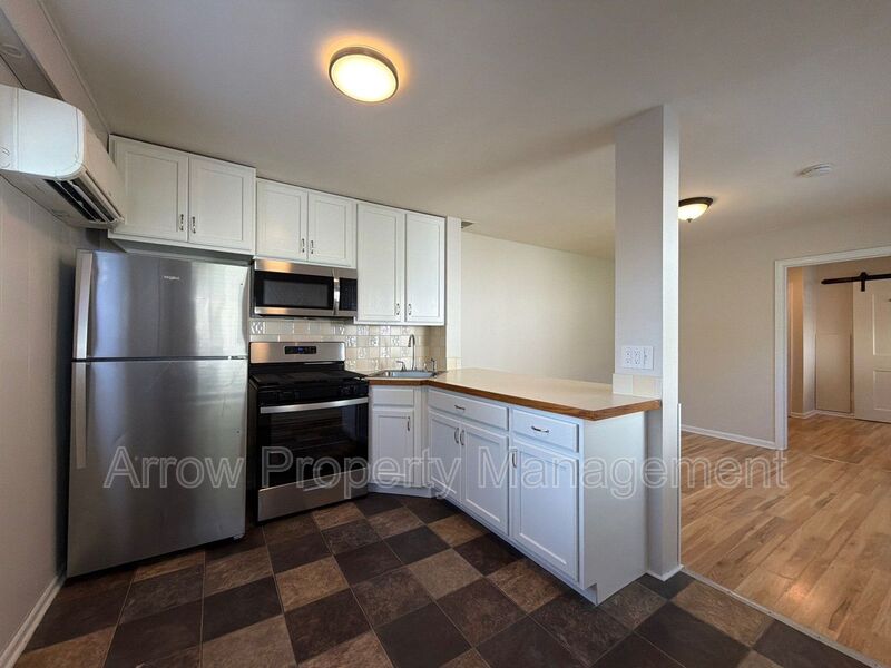 Syracuse Condo: 411 7th Street-4