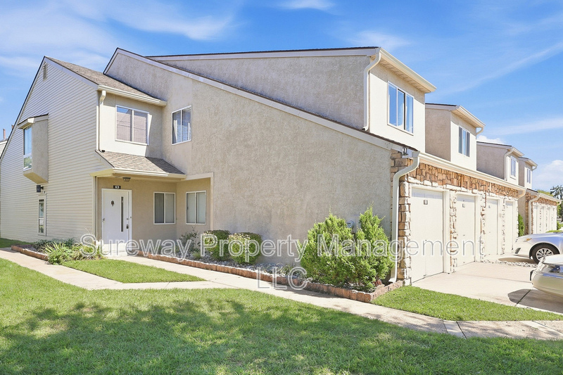 Voorhees Townhome: 63 Sandra Rd