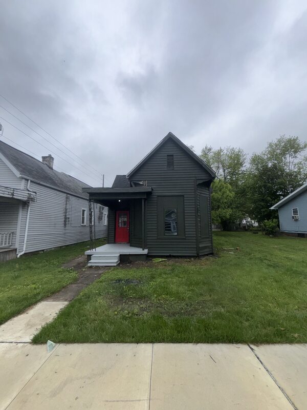 Evansville House: 317 South Grand Avenue