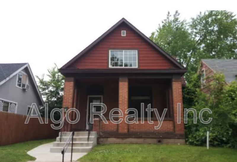 Minneapolis House: 3119 James Ave N