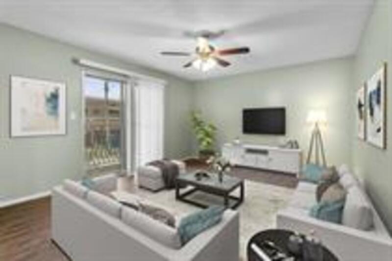 Mission Condo: 5601 W 58th St - 212