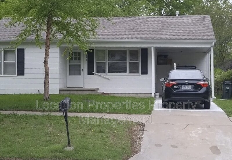 Lawrence House: 326 East 19th Street