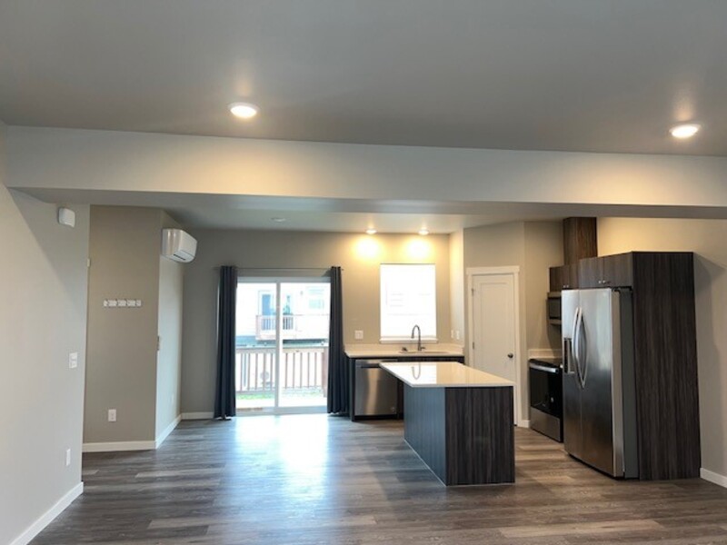 Ferndale Condo: 1808 Eastgate Loop