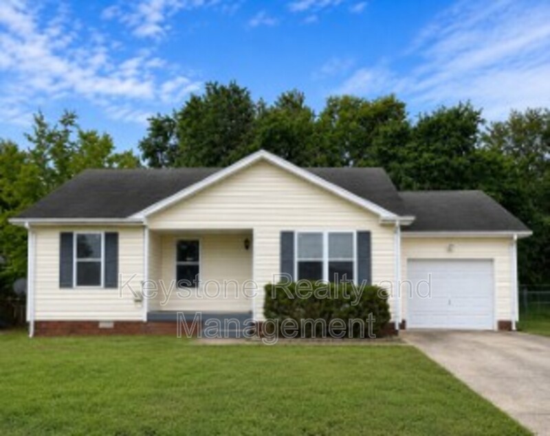 Oak Grove House: 1929 Timberline Circle