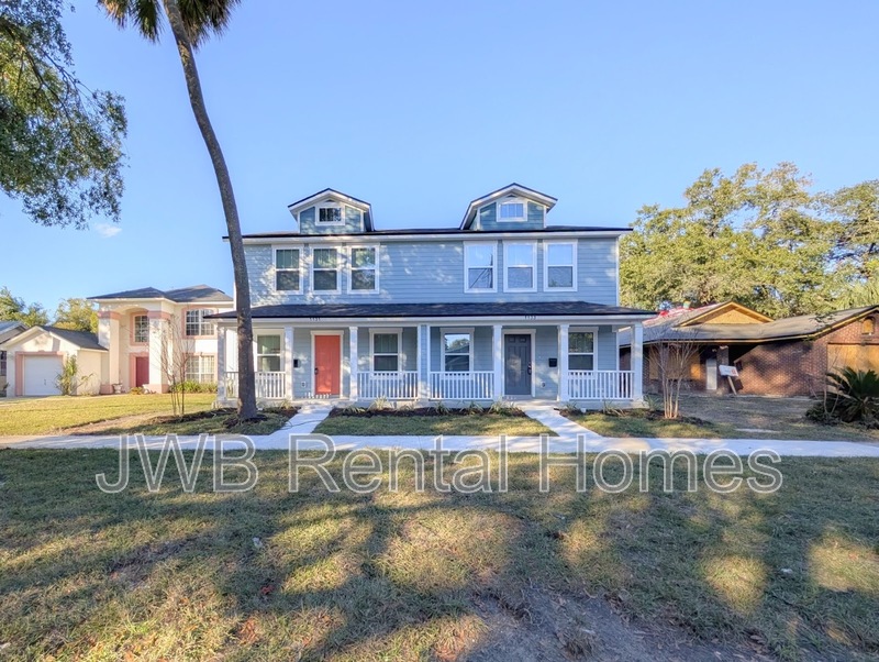 Jacksonville Townhome: 1133 Pippin St
