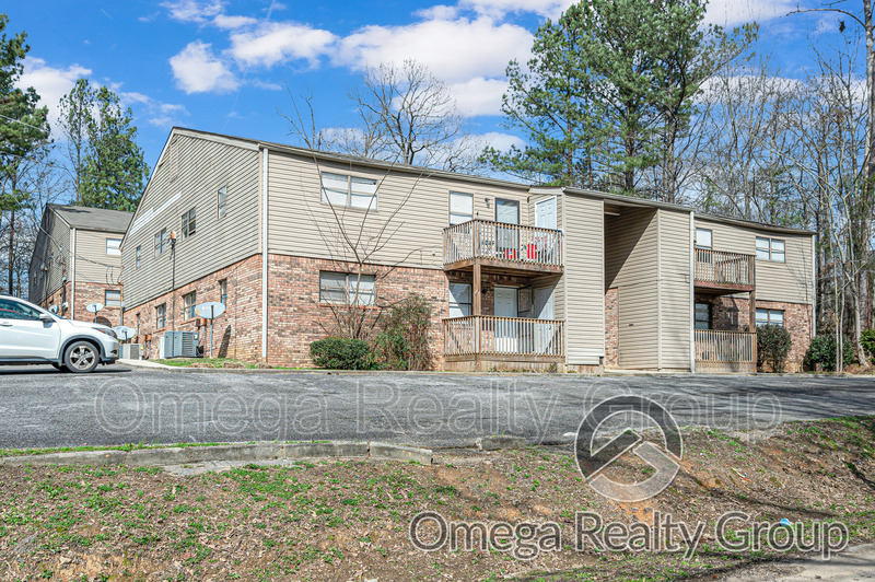 Jasper Condo: 400 7th St E