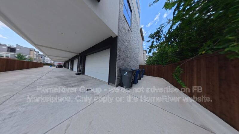 Dallas Condo: 2606 Kimsey Dr