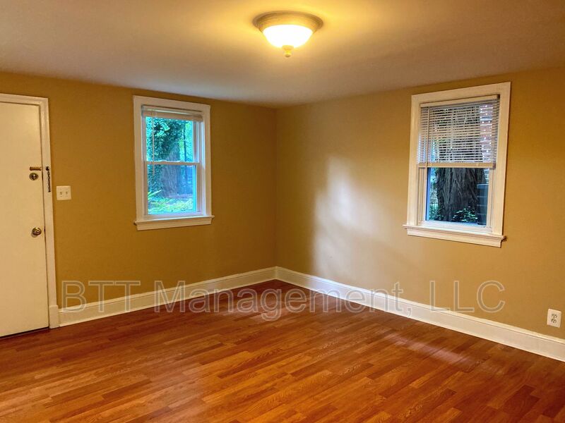 Takoma Park Condo: 8417 Flower Ave