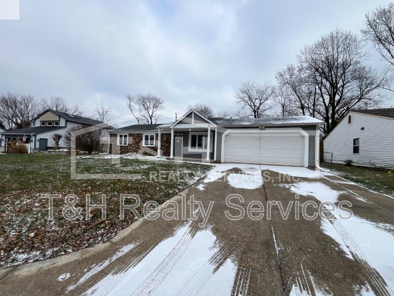 Indianapolis House: 1527 Stacy Lynn Drive