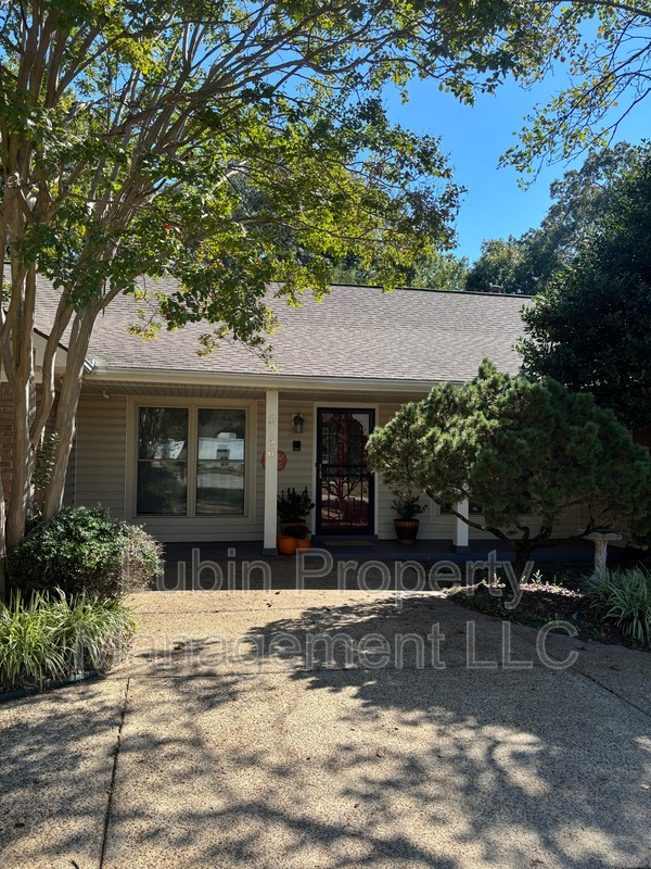 Cordova House: 2756 N Rockcreek Pkwy