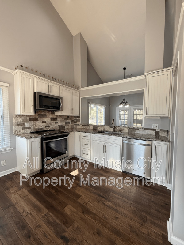 Mt. Juliet House: 302 Park Glen Dr