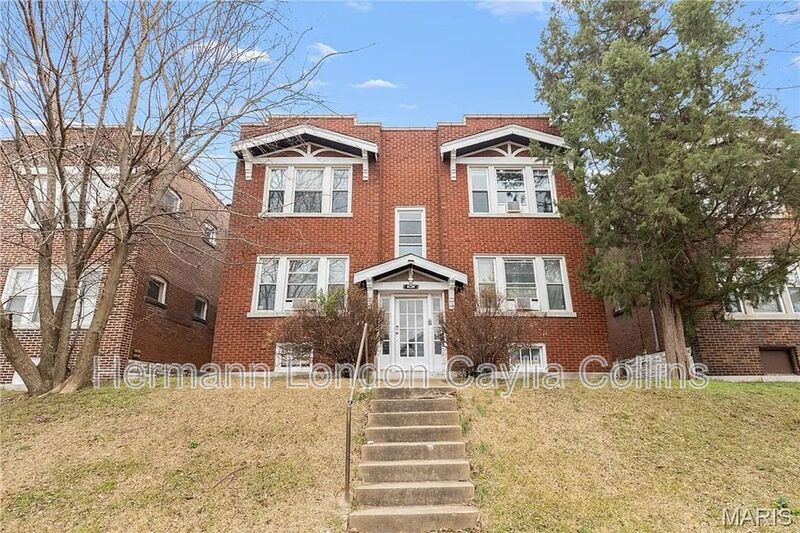 Saint Louis House: 4234 Dewey Ave