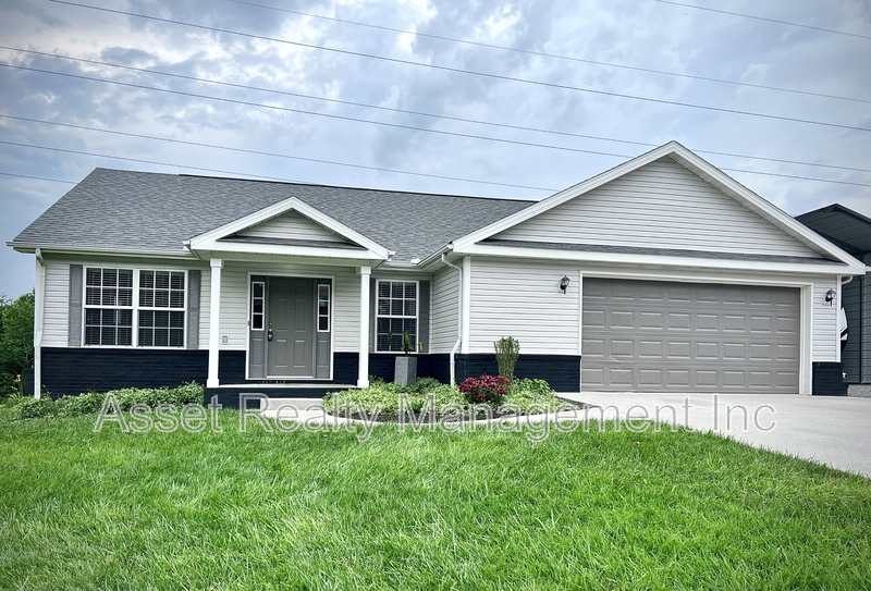 Knoxville House: 3905 Hillside Terrace Lane