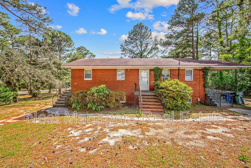 Fayetteville Condo: 4305 Rosehill Road