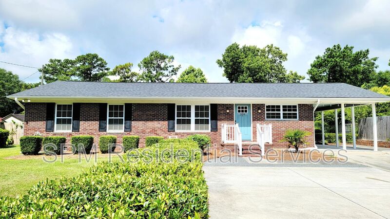 Wilmington House: 239 N Wallace Ave