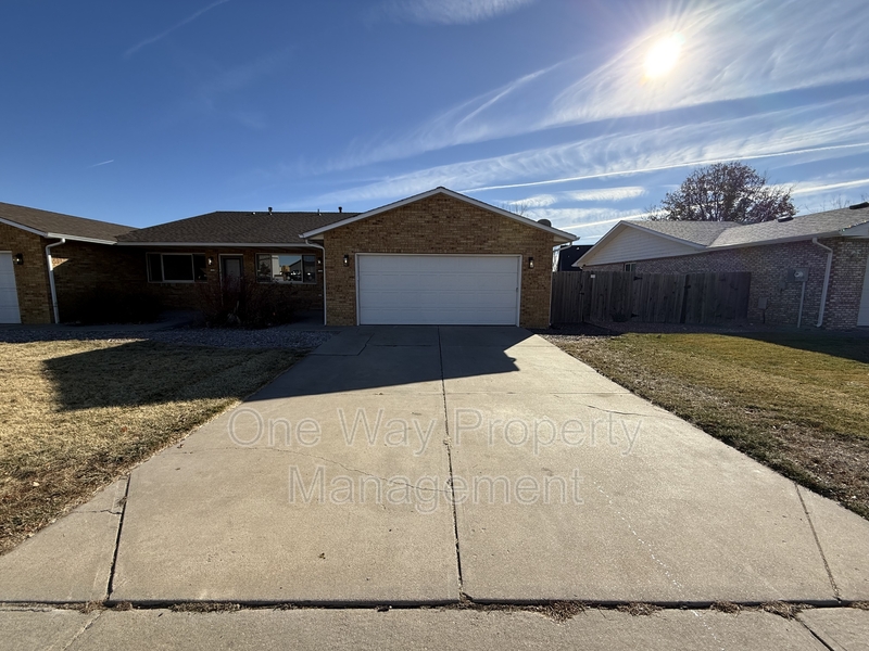 Windsor Condo: 309-311  East Chestnut Street - 309