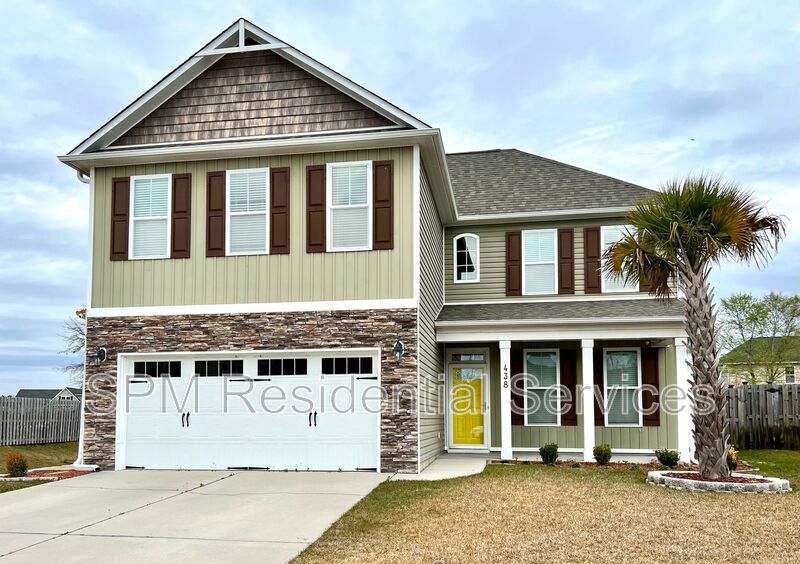 Wilmington House: 438 Riviera Dr