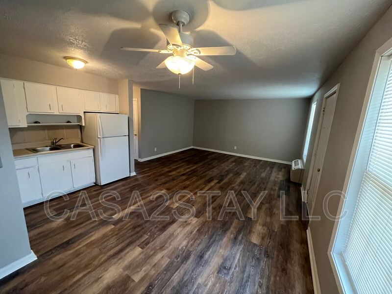 Louisville Condo: 4915 Saddlebrook Lane