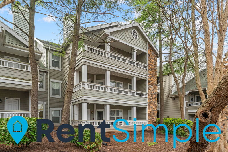 Fairfax Condo: 4408 Helmsford Lane, Unit 101